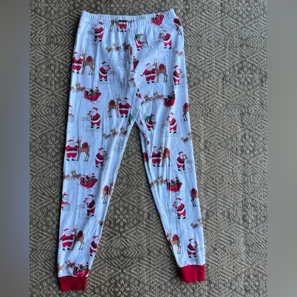 Pottery Barn Kids Heritage Christmas Adult Pajamas Size M Santa Family Tight Fit - Picture 6 of 10